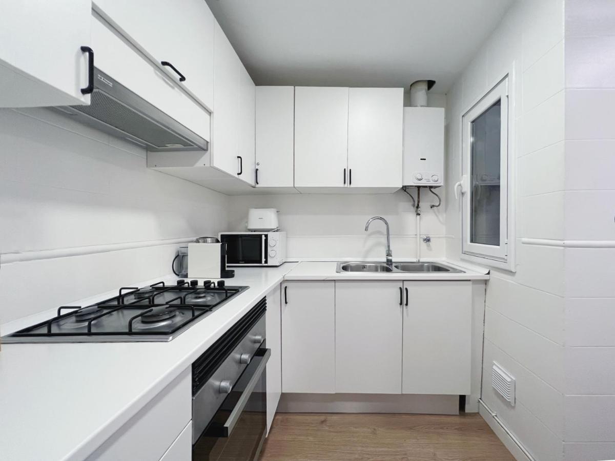 Stay U-Nique Apartments Rocafort Barselona Dış mekan fotoğraf