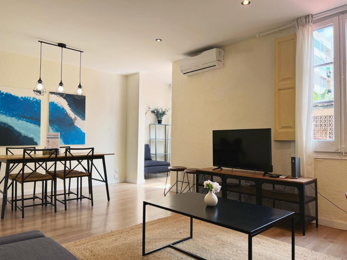 Stay U-Nique Apartments Rocafort Barselona Dış mekan fotoğraf