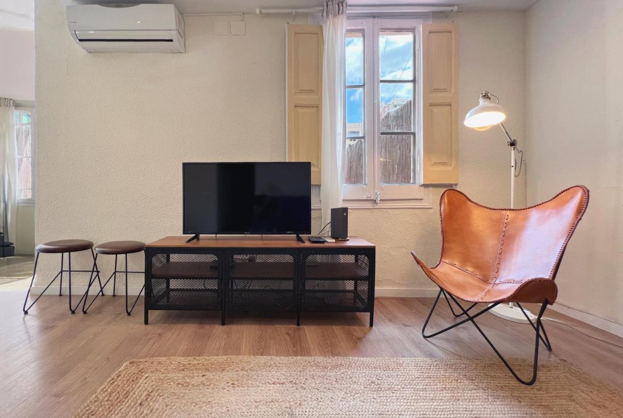 Stay U-Nique Apartments Rocafort Barselona Dış mekan fotoğraf